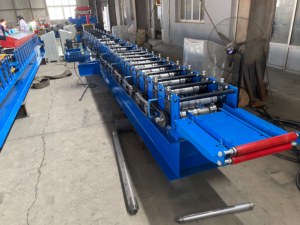 Machine de formage de gouttières de style K durable et personnalisable, équipement de drainage des eaux pluviales de haute précision pour toitures de villas - Product Image 6