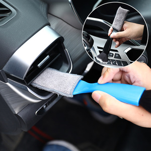 Brosse de nettoyage des aérations de climatisation de voiture avec poils doux pour l'élimination de la poussière intérieure, matériau ABS bleu et noir - Product Image 1