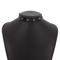 Punk Cool Style Pu Collier En Cuir Collier Ras Du Cou Gothique Emo Amour Coeur Rivet Collier Collier pour Femmes Filles Hommes Accessoire