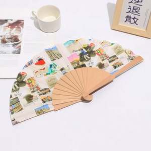 Abanico de Mano Plegable de Madera de 23 cm con Logotipo Personalizado al por Mayor, Estilo Floral Pintado, Regalo Promocional de Calidad para Bodas Españolas 2025 - Product Image 2