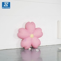 Grande fleur gonflable rose pour la décoration publicitaire de scène de centre commercial et de fête