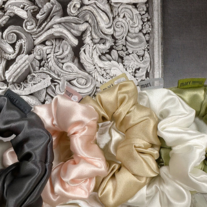 Fabricant chinois de scrunchies en soie personnalisés de luxe de style européen et américain avec rivets pour femmes, 16/19/22 mm - Product Image 3