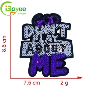 Parche Bordado con Lentejuelas y Letras, Estilo Moderno, Ecológico y Lavable, para Bolsos y Sombreros - Product Image 2