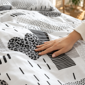 Juego de Ropa de Cama con Estampado de Corazón de Leopardo, Color Negro y Blanco, para Envíos Directos en la UE, 3 Piezas - Product Image 5