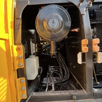Excavatrice Volvo EC210 d'occasion, d'origine suédoise, 21 tonnes, 500 heures, diesel, sur chenilles, hydraulique, godet de 0,92 m, puissance de 110 kW, bon état