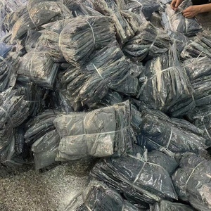 Venta al por mayor de jeans nuevos de moda para mujer, lavados, surtidos, económicos, con descuento, de estilo y color aleatorios, para África y Sudeste Asiático. - Product Image 5