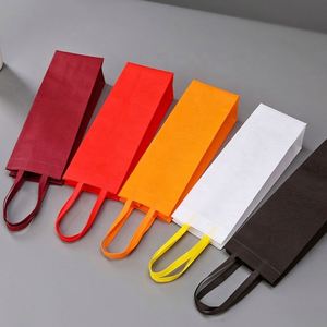 Sac fourre-tout personnalisé réutilisable en non-tissé imprimé sérigraphié avec logo sur mesure, motif lettres, pour bouteilles de vin, taille et couleur personnalisables - Product Image 2
