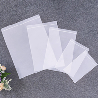 Sacs refermables en plastique imprimés sur mesure, anti-odeur, transparents givrés, avec logo, réutilisables, pour vêtements, emballages CPE Ziplock