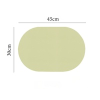 Nouveaux sets de table en cuir de couleur unie, modernes, rectangulaires arrondis, naturels, pour table à manger, décoration rustique de style farmhouse.