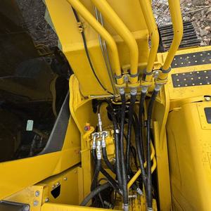 Excavatrice Komatsu 220, 22 tonnes, excavatrice d'occasion, faible consommation de carburant - Product Image 3