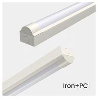 Luminaire linéaire LED suspendu 2ft 4ft 8W 16W à haut lumen, indice IP54, température de couleur réglable, Ra80, dimmable, pour bureau