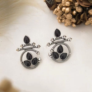 ต่างหูชาติพันธุ์เคลือบผิวแบบพรีเมี่ยม | ต่างหูหินโมนาลิซ่าแบบมีสารออกซิไดซ์แบบทำมือจำนวนมาก - Product Image 1