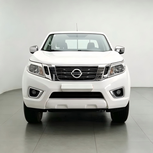 Voitures d'occasion <span class=keywords><strong>Nissan</strong></span> Navara 2017 2.5L Luxe 2WD Automatique Volant à Gauche Intérieur Sombre Pick-up d'occasion fiable pour le travail et l'usage quotidien - Product Image 2