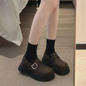 2025 primavera Retro Negro estilo británico zapatos planos de cuero pequeños para mujer zapatos individuales versátiles con fondo grueso nueva colección - Product Image 3
