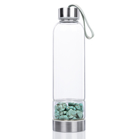 Bouteille d'eau en verre avec pierres précieuses naturelles sans BPA, bouteille d'eau infusée avec des pierres de quartz rose polies pour la guérison