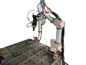 Système de soudage laser intelligent chinois avec sortie stable et interface simple de Donsin - Product Image 1
