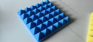 Feuille de <span class=keywords><strong>mousse</strong></span> acoustique de la haute <span class=keywords><strong>densité</strong></span> <span class=keywords><strong>25kg</strong></span>/<span class=keywords><strong>m3</strong></span> de coton insonorisant de <span class=keywords><strong>polyuréthane</strong></span> de résistance au feu avec auto-adhésif - Product Image 2