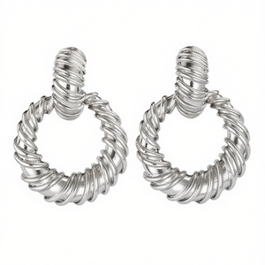 Boucles d'oreilles créoles tendance plaquées argent pour femmes, bijoux fantaisie en alliage, style soirée, boucles d'oreilles statement - Product Image 1