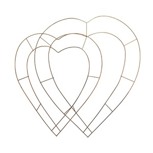 पार्टी सजावट के लिए 18 इंच दिल का आकार धातु तार मालदार फ्रेम - Product Image 3