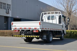Camion léger KAMA M15C ISUZU 2.8L 2.5T de capacité de charge, cabine simple, Euro 1, pour usage professionnel - Product Image 2