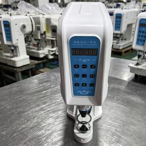 Máquina de coser JUKKY JK-818 con servomotor electrónico, antipuñaladas, <span class=keywords><strong>para</strong></span> colocar ojales, ganchos <span class=keywords><strong>para</strong></span> cortinas y botones a presión - Product Image 4