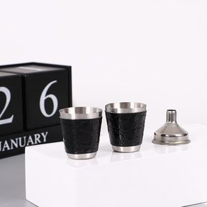 Nuova Fiaschetta in Acciaio Inox Rivestita in Pelle da 9 oz, Bottiglia Portatile per Vino, Set Regalo per Uomo, per Liquori - Product Image 5