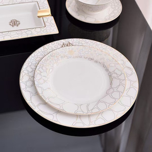 Service de table en céramique de luxe européen 58 pièces, best-seller, avec bols et assiettes en porcelaine fine - Product Image 2