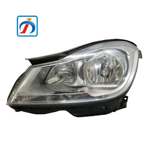 Pour <span class=keywords><strong>Mercedes</strong></span> Benz W204 2008 <span class=keywords><strong>2014</strong></span> Phare avant Classe C Amg Pièces en gros Cla250 - Product Image 4