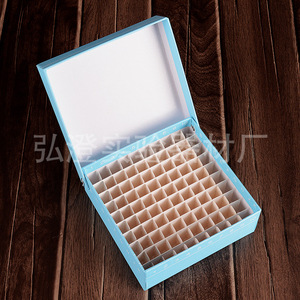 Caja criogénica Hongbolai de 100 compartimentos para tubos de 1.5 cm con tapa abatible y numeración para almacenamiento en congelador para uso en laboratorio - Product Image 2