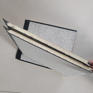 Panneau sandwich en acier sculpté résistant au feu et à l'eau, à économie d'énergie, pour l'isolation thermique des murs extérieurs et des toits - Product Image 6