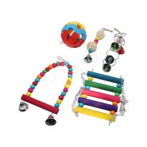 Set di giocattoli colorati per pappagalli di uccelli di pollo altalena in piedi giocattoli da masticare popolari giocattolo di pino per uccelli con campane - Product Image 6