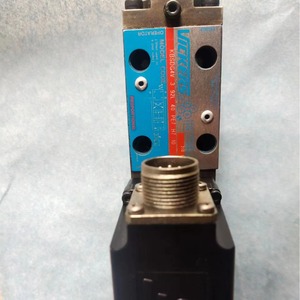 วาล์วปรับสัดส่วนวิคเกอร์ส รุ่น KBFDG4V-3-20TN-Z-M2-PC7-H7-12 แบบไฮดรอลิกสำหรับงานโลหะวิทยา - Product Image 2