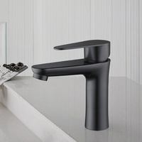Robinet de lavabo moderne à une poignée en acier inoxydable 304 Robinet d'eau froide monté sur un seul trou Robinets de salle de bains en céramique noire