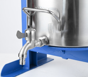 Presse à fruits hydraulique manuelle 18L/39L, extracteur de jus avec bec verseur et panier en acier inoxydable - Product Image 5