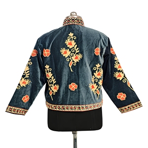 Chaqueta Corta de Invierno para Adolescentes y Mujeres, con Capucha, de Terciopelo Bordado a Mano, Estilo Vintage y Ecológico |   Abrigo Casual de Diseñador con Cuello Mandarín - Product Image 3