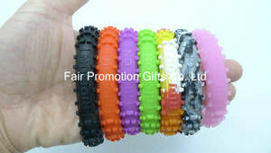 Braccialetti in Silicone con Battistrada di Pneumatici Personalizzati all'Ingrosso per Moto Harley/Biker <span class=keywords><strong>Regali</strong></span> Promozionali Impermeabili - Product Image 3