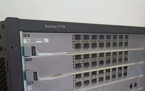 Carte de commutation ES1D2X16SSC2 <span class=keywords><strong>HW</strong></span> série S7700, 16 ports, interface 10 Gigabit SFP+ (SC SFP+) - Product Image 6