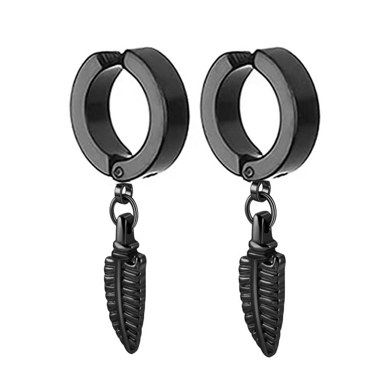 ต่างหูแบบหนีบสีดำ 4*9 (1 คู่)