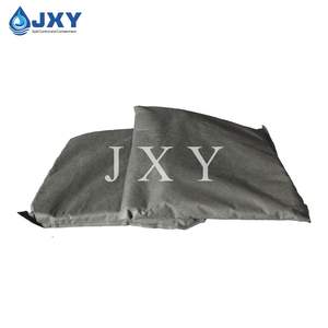 Coussin absorbant universel gris pour tous types de déversements de liquides autour des machines, sous les tuyaux qui fuient, dans les zones désordonnées - Product Image 3