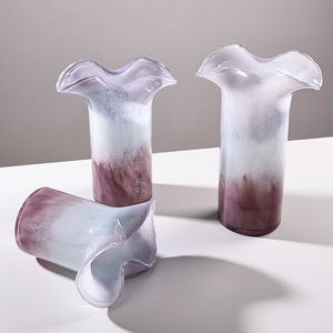 Vase à fleurs en verre de haute qualité avec bord festonné et dégradé de couleurs, vase moderne pour fleurs hydroponiques - Product Image 4