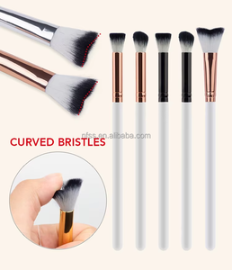 Esponjoso con logotipo personalizado, 1 Uds., champú para pestañas, sombra de ojos curvada, cepillo para extensión de pestañas, limpieza, eliminación de maquillaje suave, herramientas de baño - Product Image 1