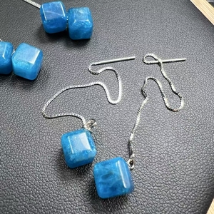 Pendientes colgantes de moda Earline cuadrados de cristal Natural al por mayor Color gris fósforo azul - Product Image 1