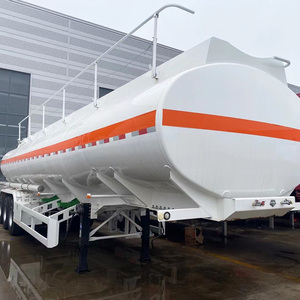 Semirremolque de 3 Ejes para Transporte de Líquidos, 45000L, 45 CBM, Tanque de Combustible Diésel para Transportar Líquidos a Granel - Product Image 4