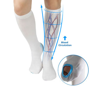<span class=keywords><strong>Medias</strong></span> Antiembólicas Blancas hasta la Rodilla con Punta Abierta <span class=keywords><strong>de</strong></span> 15-21 mmHg con Compresión Graduada y Parte Superior No Restrictiva para Várices - Product Image 1