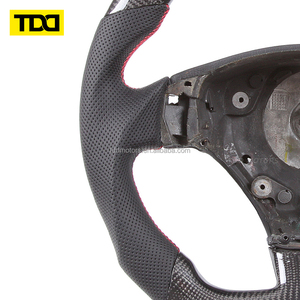 Volante de Fibra de Carbono Real TDD Compatible con Maserati GT, Modificación con Base Plana - Product Image 4