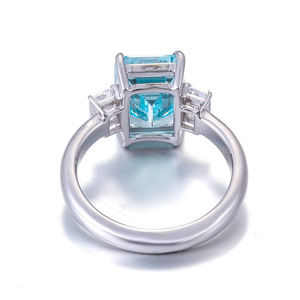 Anillo de oro macizo de 18K y 14k, anillo de Aguamarina de zafiro creado en laboratorio, zafiro de laboratorio, corte esmeralda D VVS, moissanita, anillo de bodas de <span class=keywords><strong>3</strong></span> piedras - Product Image 3