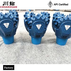 Yağ kuyu kaya delme için IADC217 <span class=keywords><strong>JZ</strong></span> TCI Tricone Bit yüksek Manganese lı çelik silindir konileri dövme sondaj aracı - Product Image 2