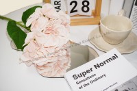 Vente en gros de fleurs d'hortensia artificielles au toucher de la meilleure qualité personnalisées pour la décoration de la maison de mariage de fête