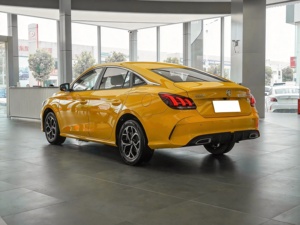 La MG5 2022 180DVVT CVT Edizione Lusso Giovanile è una Berlina Compatta della SAIC Motor Group - Product Image 4