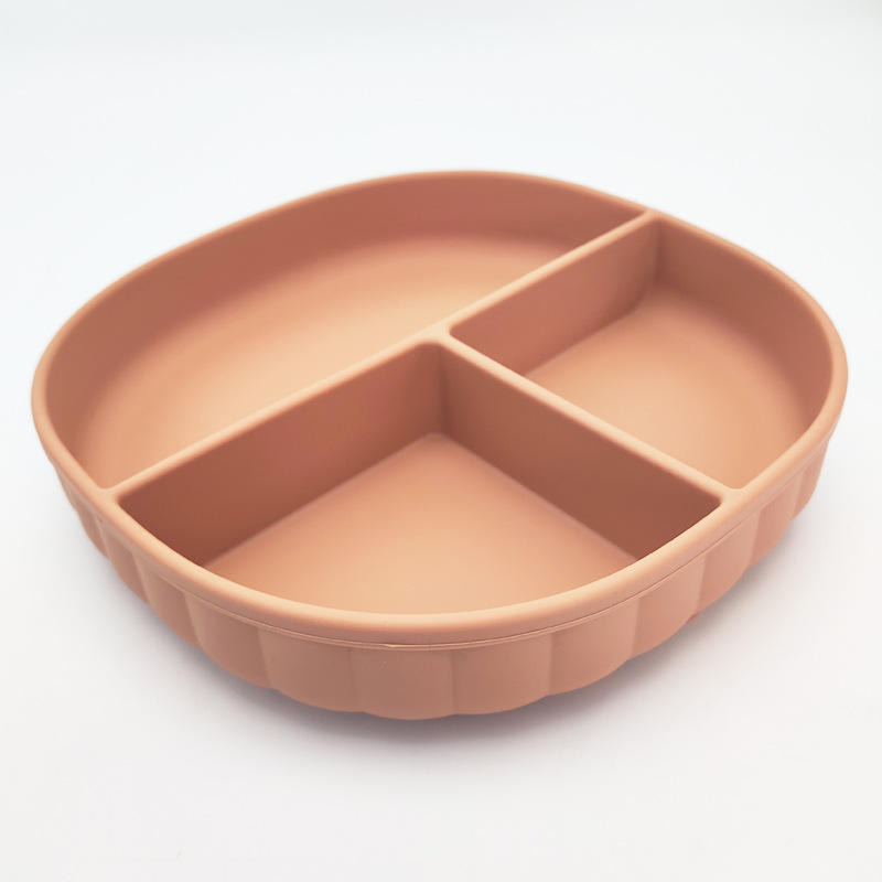 สีน้ำตาลอ่อน